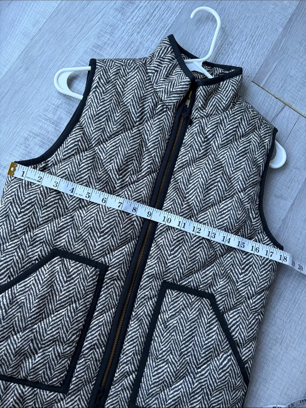 J. Crew Women’s Quilted Herringbone Vest - Black & Cream, Size XS.